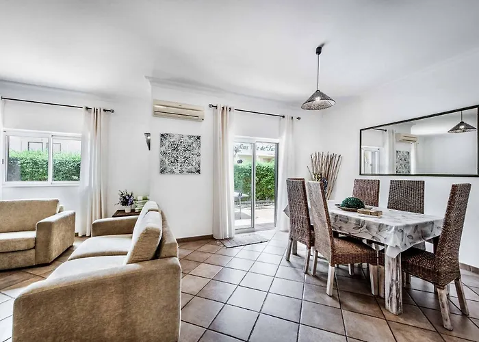 Norcas Grande ヴィラ Galé