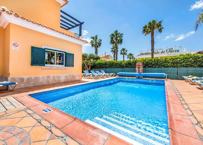 Norcas Grande ヴィラ *