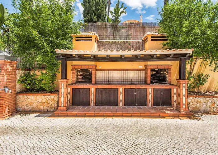 Norcas Grande ヴィラ *